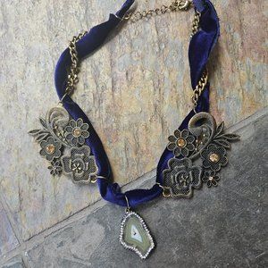 Handmade velvet and metals necklace